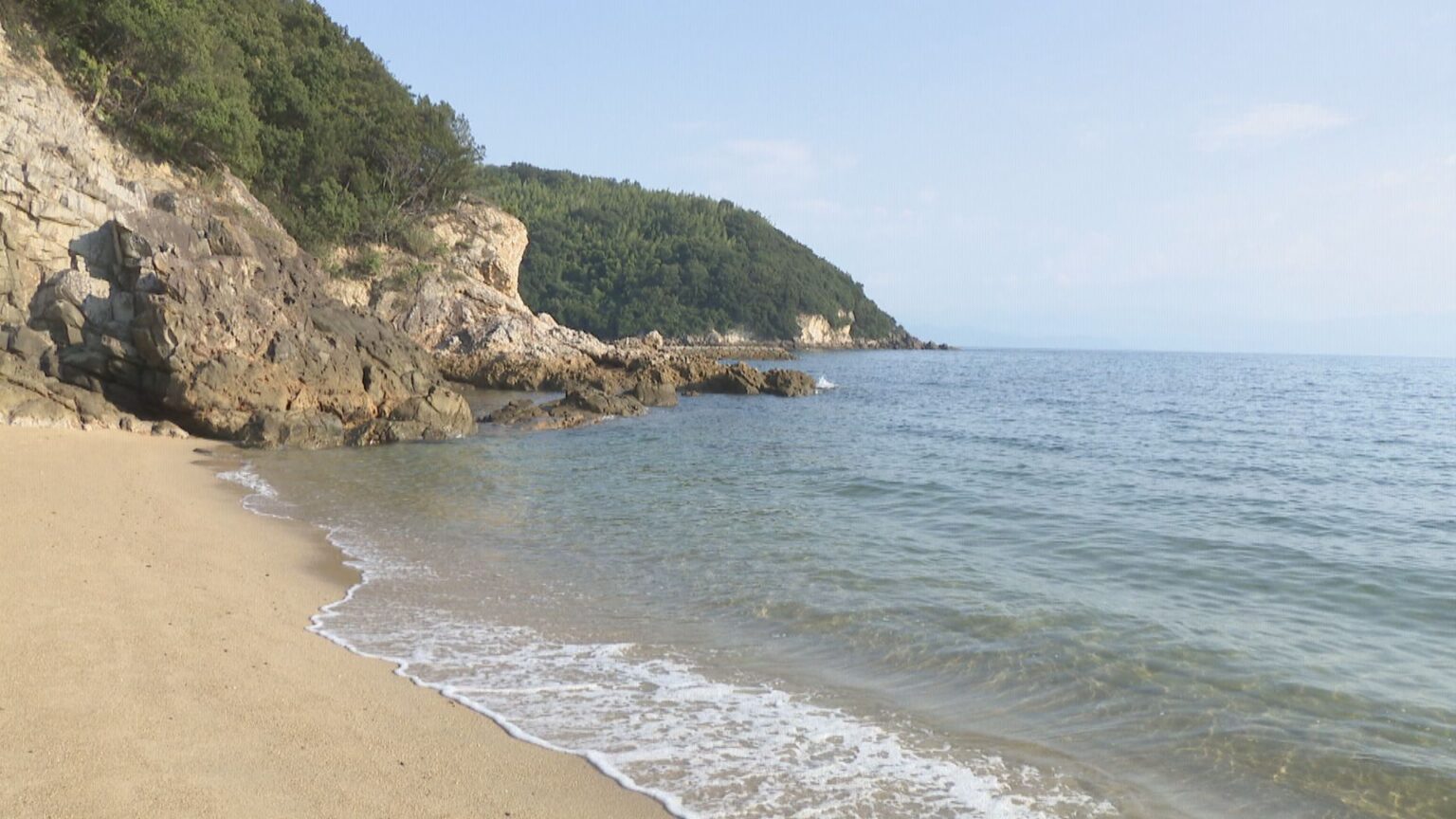 香川・三豊市の海水浴場でベトナム国籍の男性(23)が死亡 同僚と海水浴中…事故当時は浅瀬で1人で魚取り | KSBニュース | KSB瀬戸内海放送 香川・三豊市の海水浴場でベトナム国籍の男性(23)が死亡 同僚と海水浴中…事故当時は浅瀬で1人で魚取り | KSBニュース | KSB瀬戸内海放送