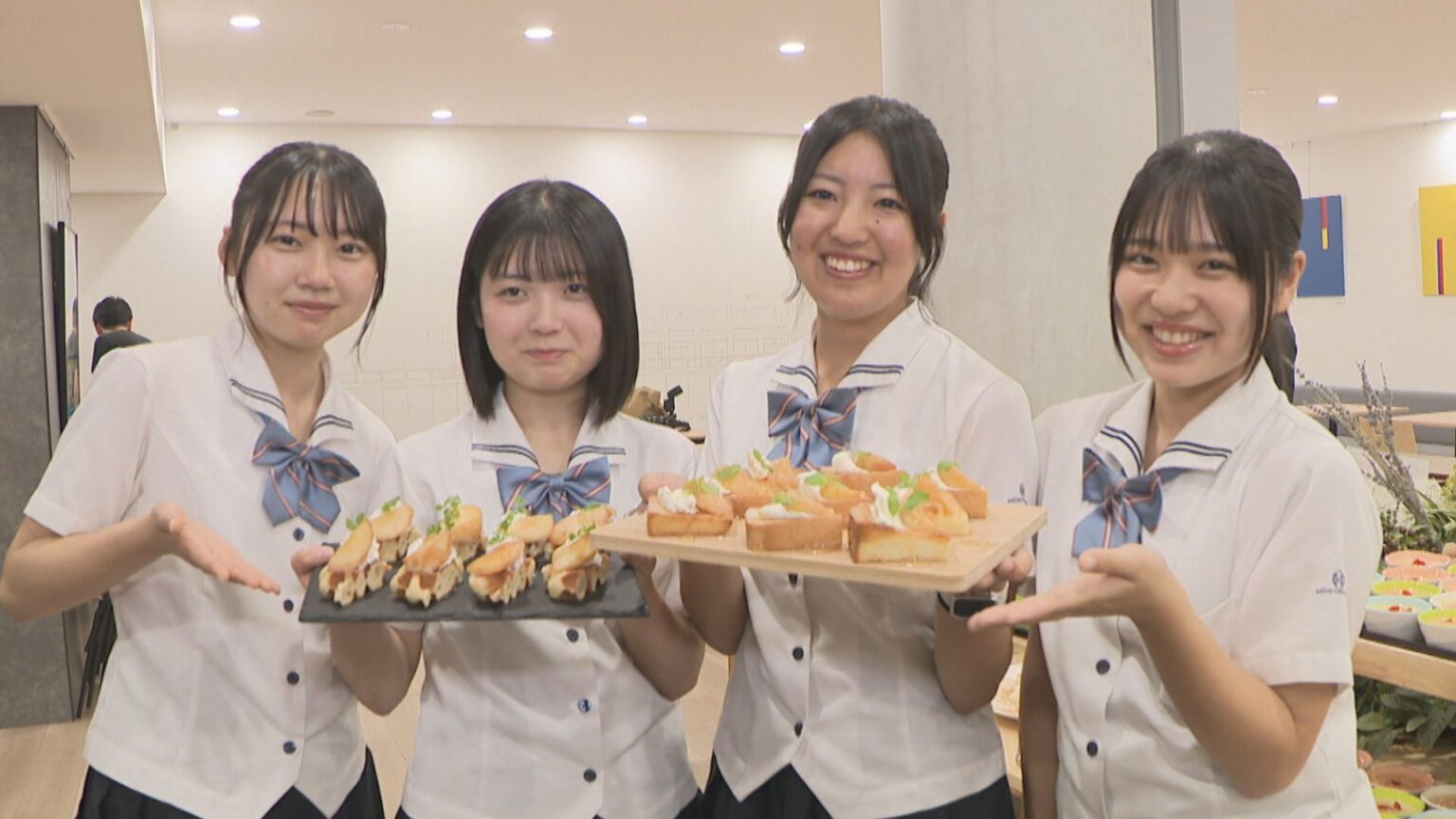 岡山県産の桃がたっぷり！約10種類のスイーツが県庁食堂で食べ放題　高校生考案の品も | KSBニュース | KSB瀬戸内海放送