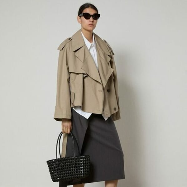 ル・プランタンやハーヴェイ・ニコルズを魅了するイタリアの若手レーベル、ラ・ピスシーヌ - FashionNetwork 日本