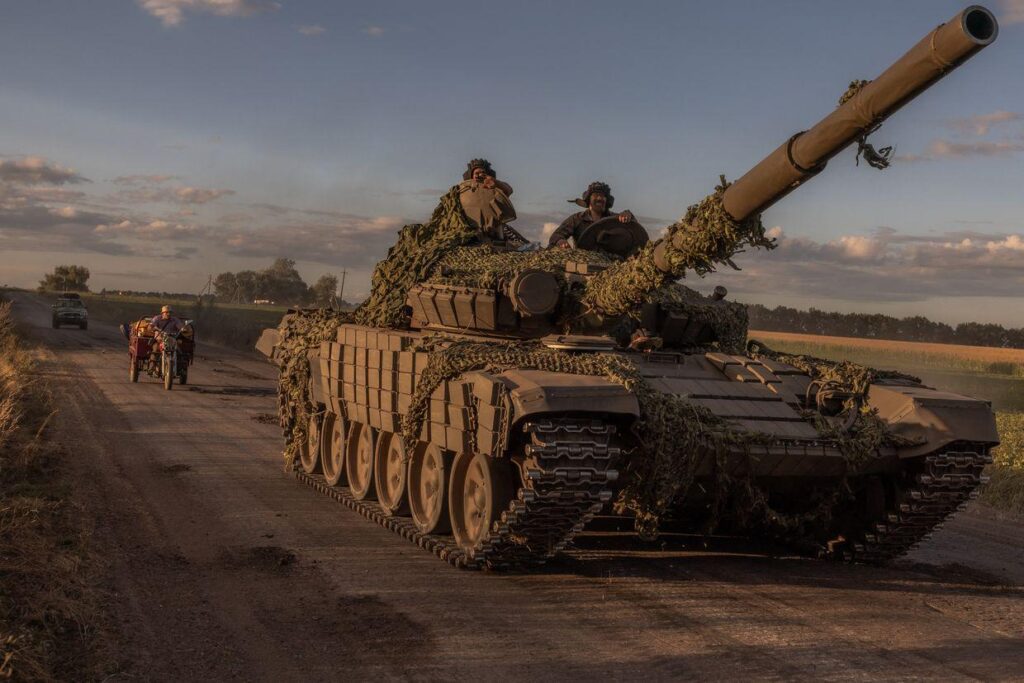 ウクライナ軍はロシア軍をスミーから遠ざける、と一般スタッフは言う