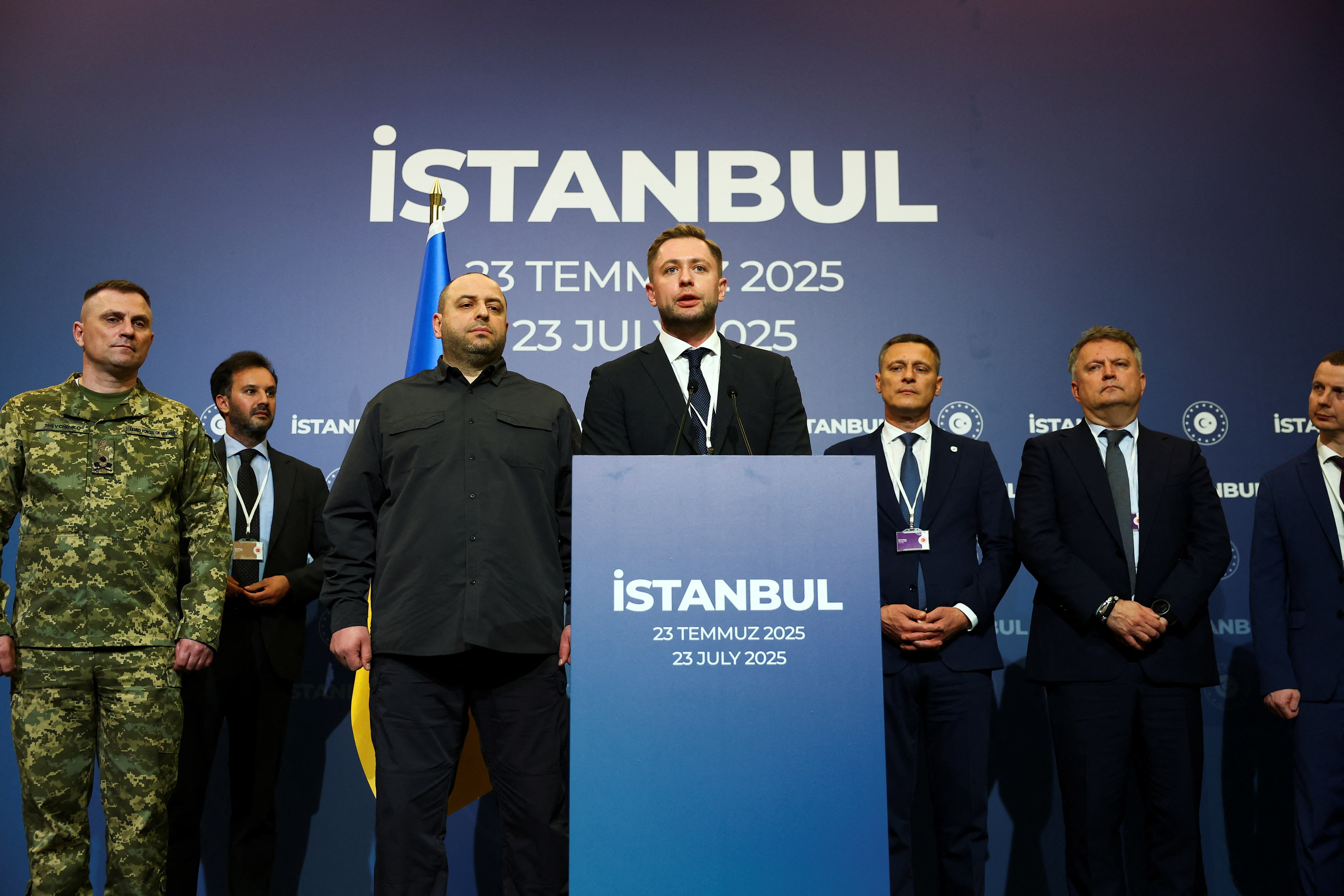 ロシア・ウクライナ協議、民間人含む捕虜交換で合意　1時間未満で終了