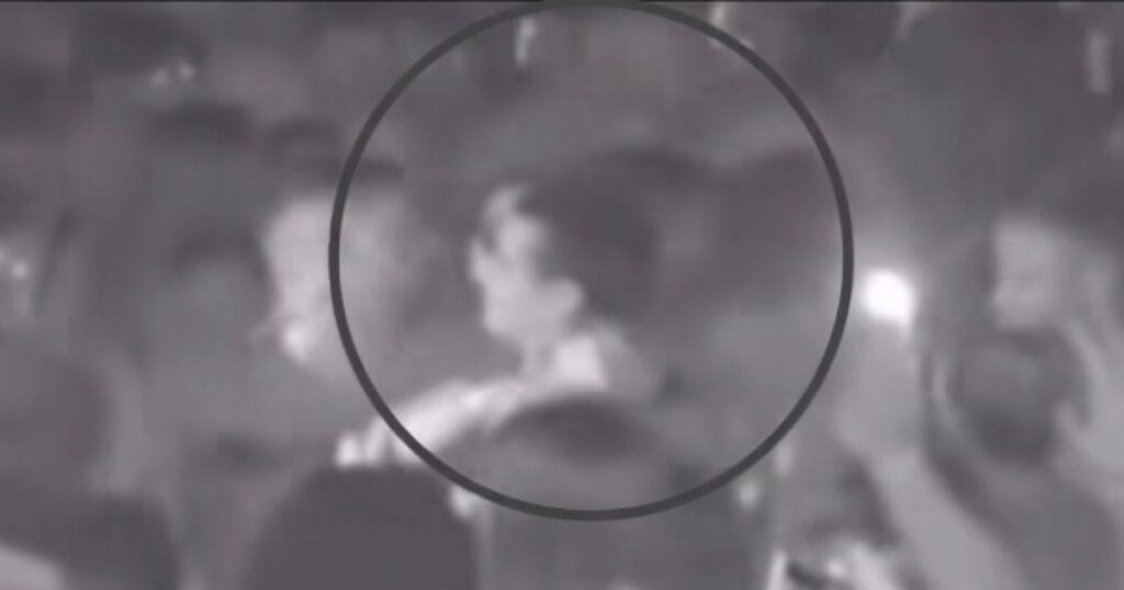 警備員が19歳のスロベニア人（ビデオ）を残酷にbeat打した前のポレチのクラブからの録音
