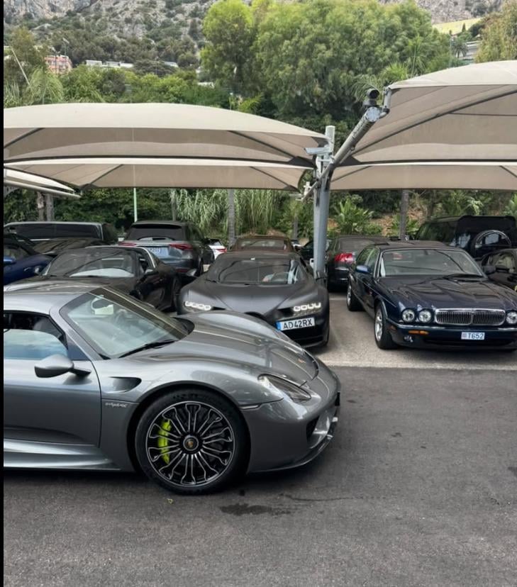 モナコのこのホテル/場所は何ですか？