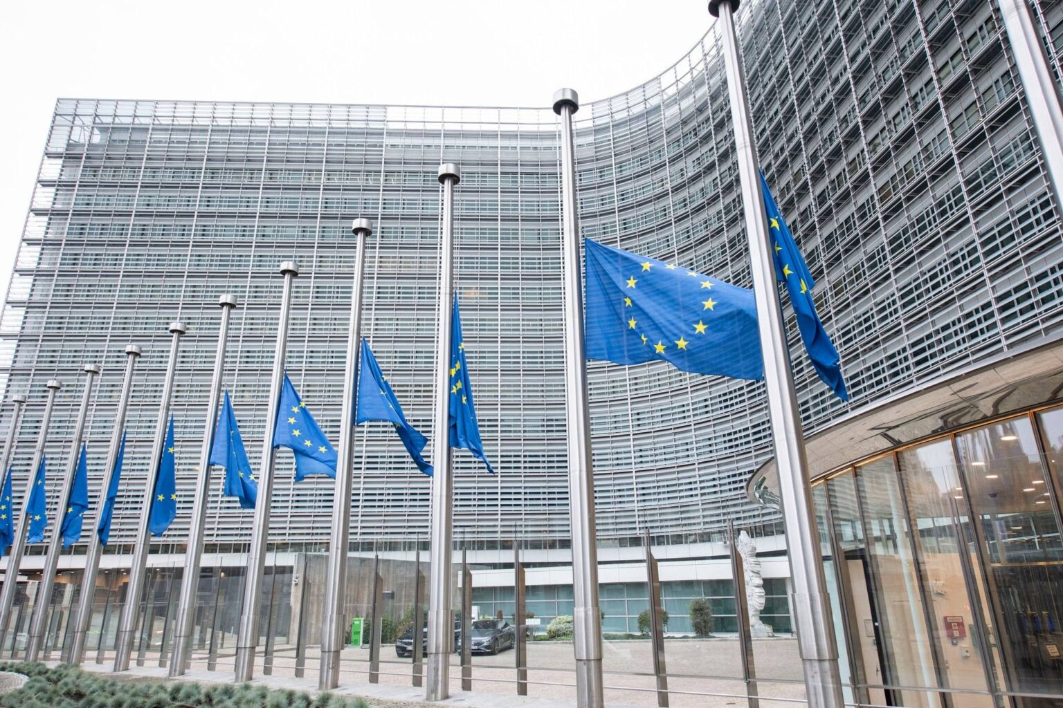 EU、ヨーロッパ渡航のためのETIAS (エティアス)渡航認証制度を2026年第4四半期から運用開始へ 費用は20ユーロ | sky-budget スカイバジェット