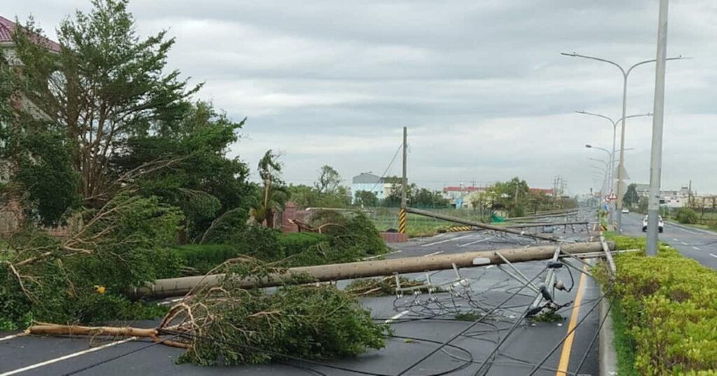 台風4号、台湾縦断2人死亡 ザボンなど農作物被害11・8億円 負傷者も500人超 - 産経ニュース