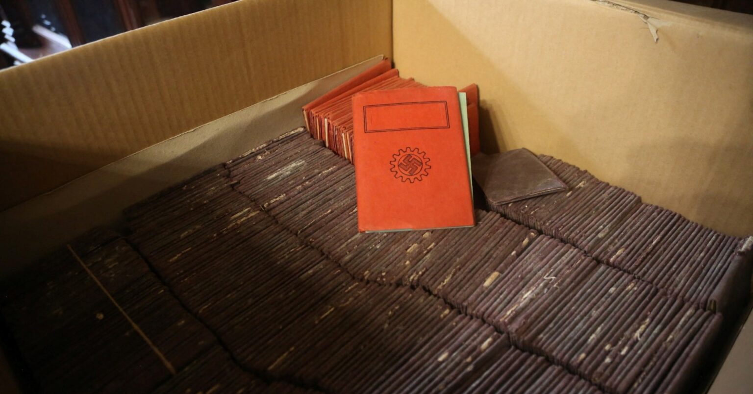 アングル：アルゼンチン最高裁の地下にナチス資料、よみがえる「重い歴史」の記憶 | ロイター