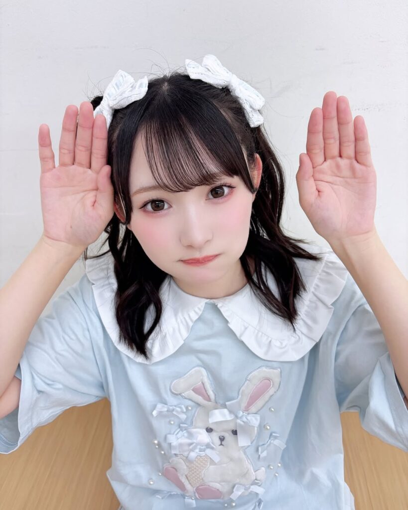 ≒JOYのあのメンバー、ラブリーすぎるうさぎショットで「飼う？飼わない？」 | 話題の投稿 | スポーツブル (スポブル)