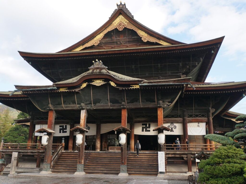 好き＆行ってみたい「長野県のパワースポット」ランキング！ 2位は「善光寺」、1位は？ - All About ニュース