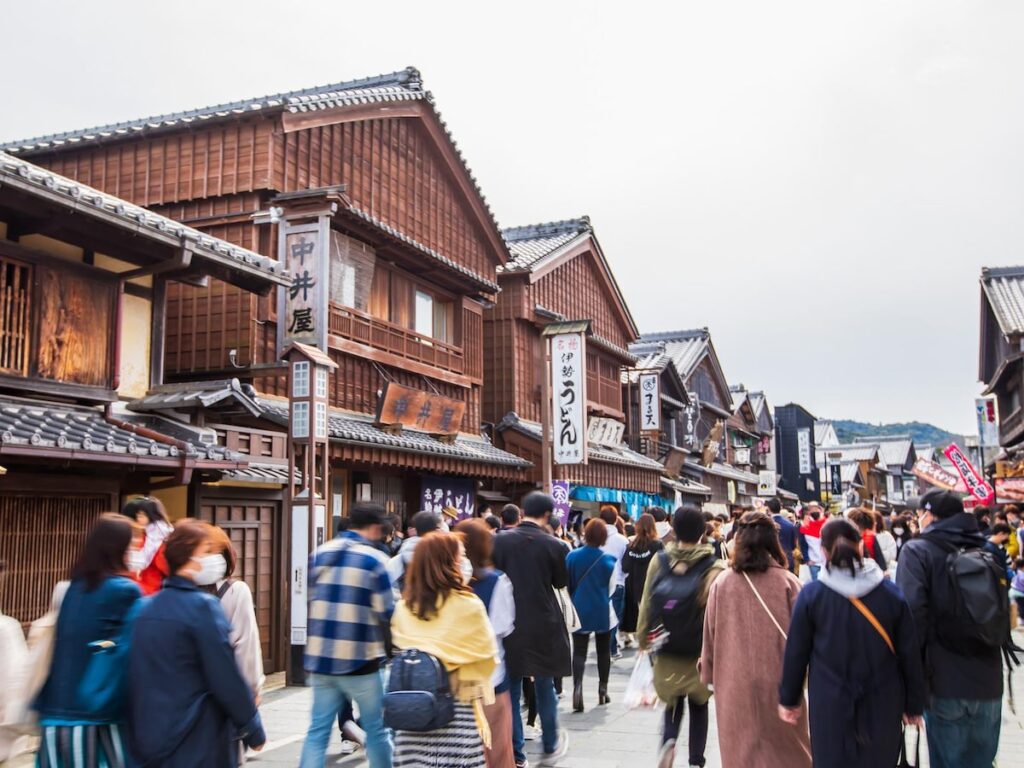 大阪万博と合わせて行きたい「三重県の観光地」ランキング！ 2位「おかげ横丁」、圧倒的1位は？【2025年調査】 - All About ニュース