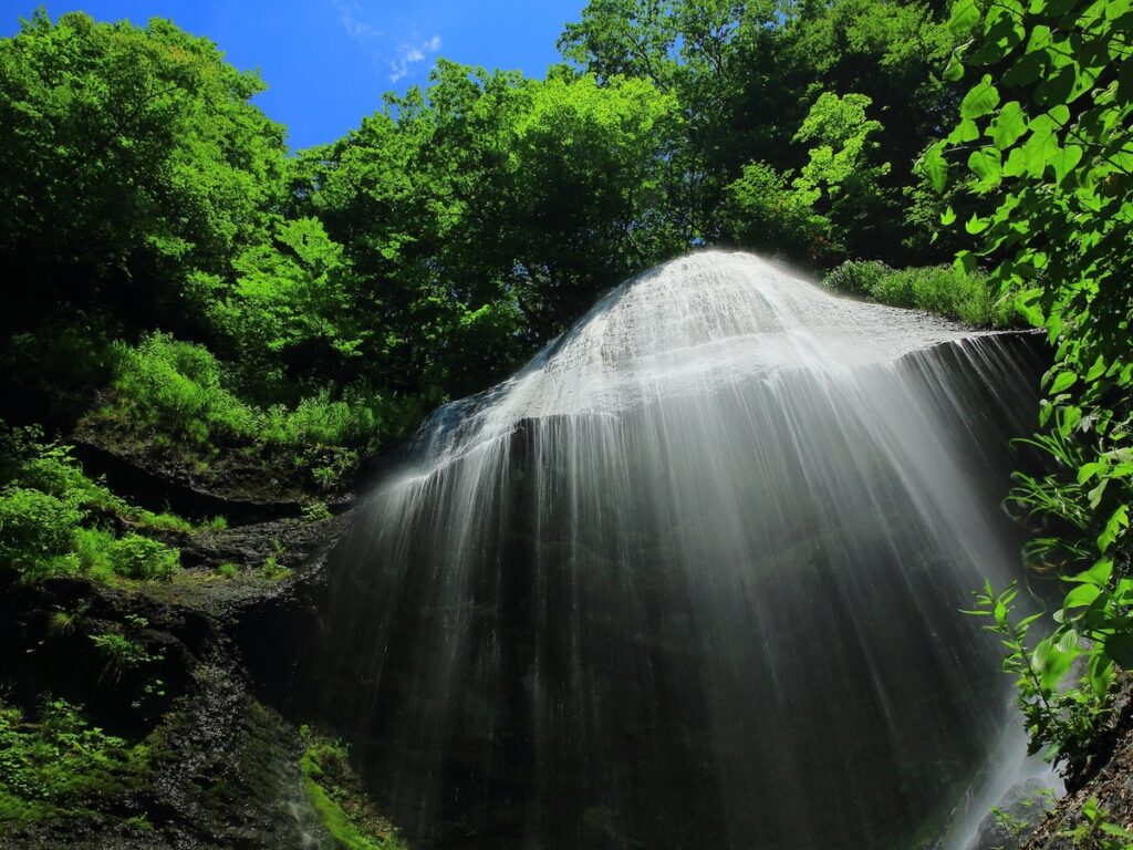 夏に行きたい「岩手県の避暑観光地」ランキング! 2位「白糸の滝」、圧倒的1位は?【2025年調査】 – All About ニュース 夏に行きたい「岩手県の避暑観光地」ランキング! 2位「白糸の滝」、圧倒的1位は?【2025年調査】 - All About ニュース