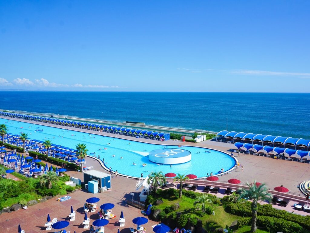 夏に行きたい「神奈川県のプール」ランキング！ ダントツ1位は「大磯ロングビーチ」、では続く2位は？ - All About ニュース