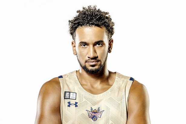 アルマが契約更新　キングス