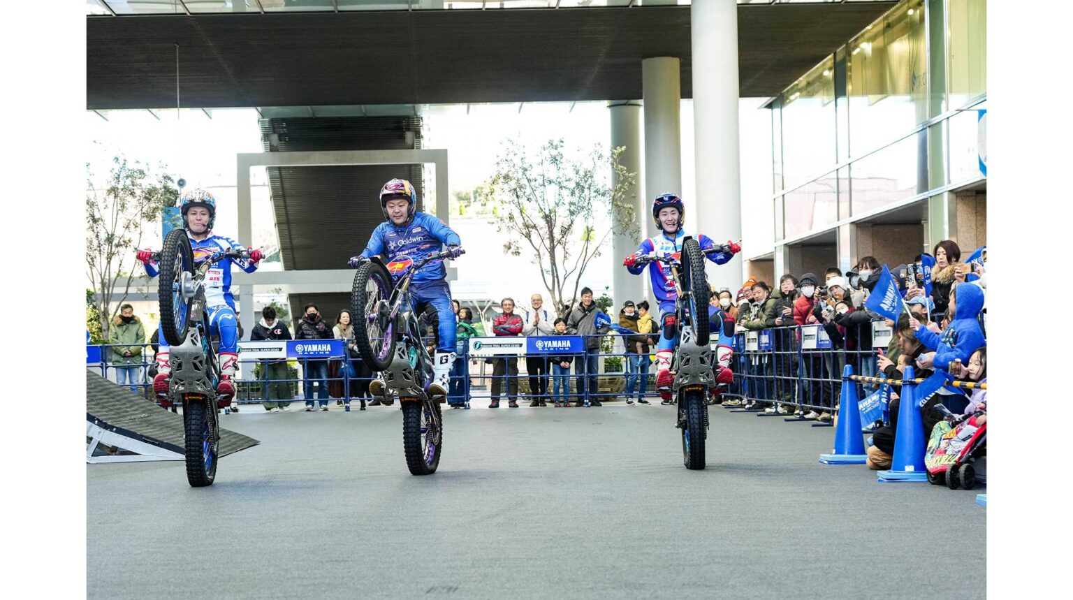 静岡県浜松市のソラモ特設会場で電動トライアルバイク「TY-E」による「YAMAHA TRIAL SUPER DEMO」を開催 | ヤマハ発動機株式会社