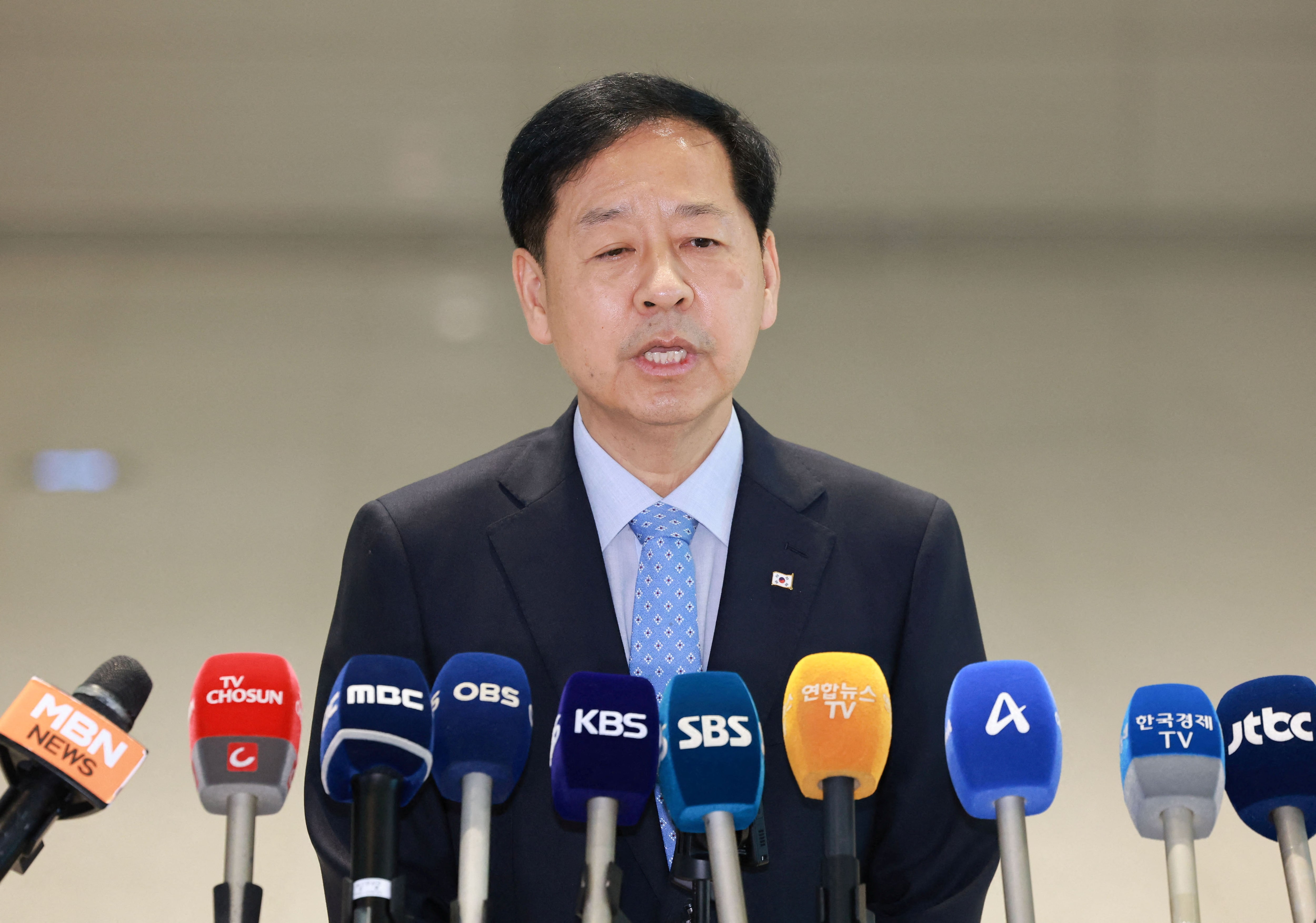 韓国財政相、米財務長官と会談へ　「互恵的貿易協定に尽力」