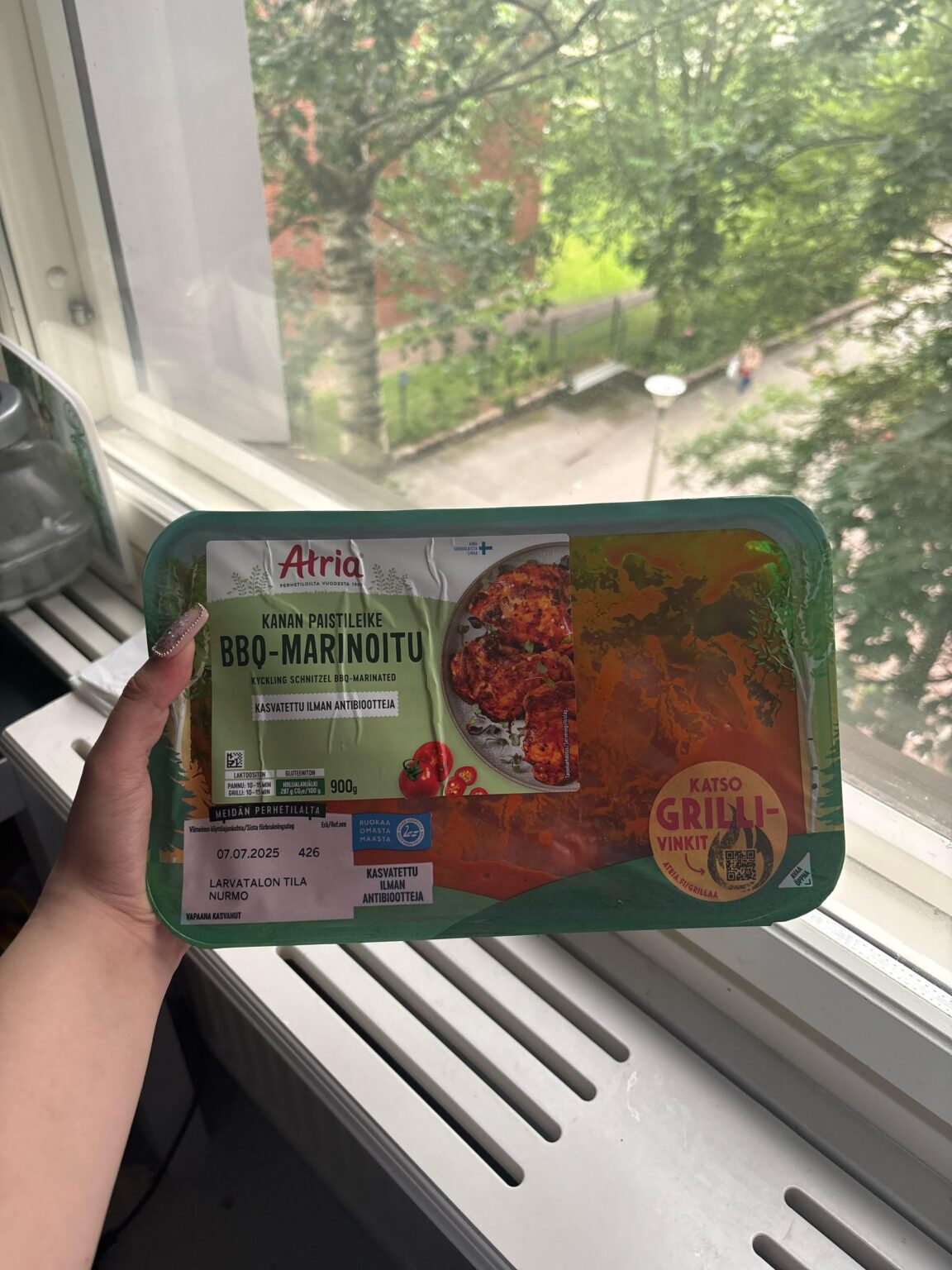 無料で食べ物を提供します