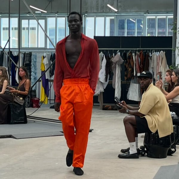 PWD By Canex: ポルトガル・ファッション・エクスペリエンスにアフリカ7カ国から10組のデザイナーとブランドが強い存在感を示す - FashionNetwork 日本