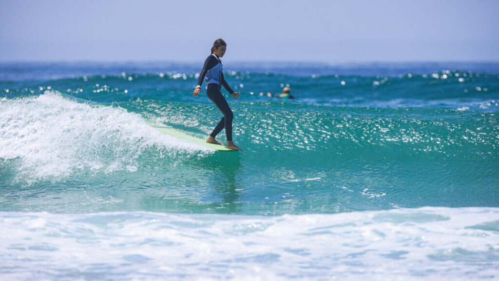 13歳のイタリア人女性、ジンジャー・カイミがワールドツアーにデビュー | THE SURF NEWS「サーフニュース」