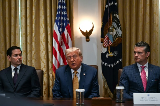 Trump accuses Putin of talking 'bullshit' on Ukraine