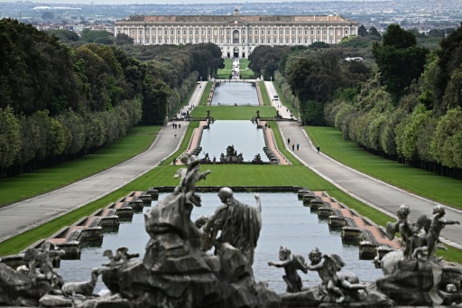 Man arrested in Italy for syphoning water from royal palace