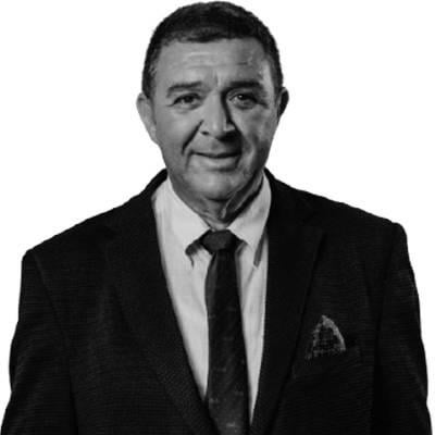 私たちの問題はアフメット・コチェロです。あなたの問題は「崩壊する！」です [Our concern is Ahmet Koçero;  your concern is ‘collapse!’] - セルハット・インシルリ