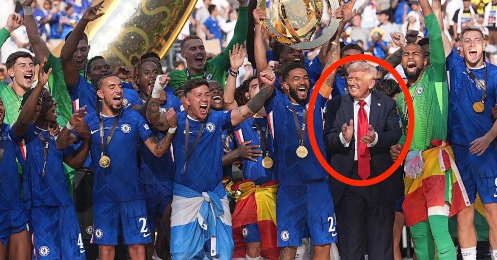 スタープレーヤーが認めると、サッカーの瞬間をハイジャックしたと非難されたドナルドトランプは、「私は少し混乱していた」