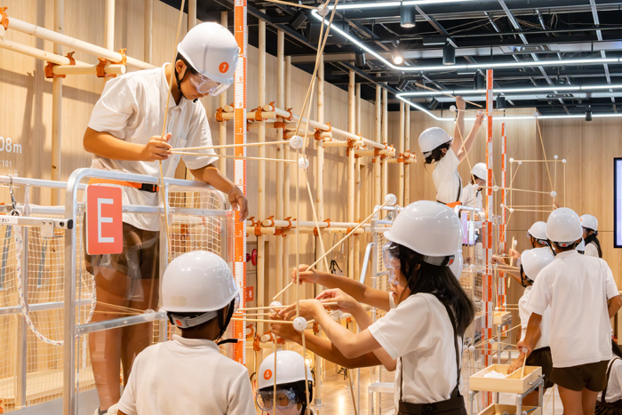 ２メートルタワー建築の画像