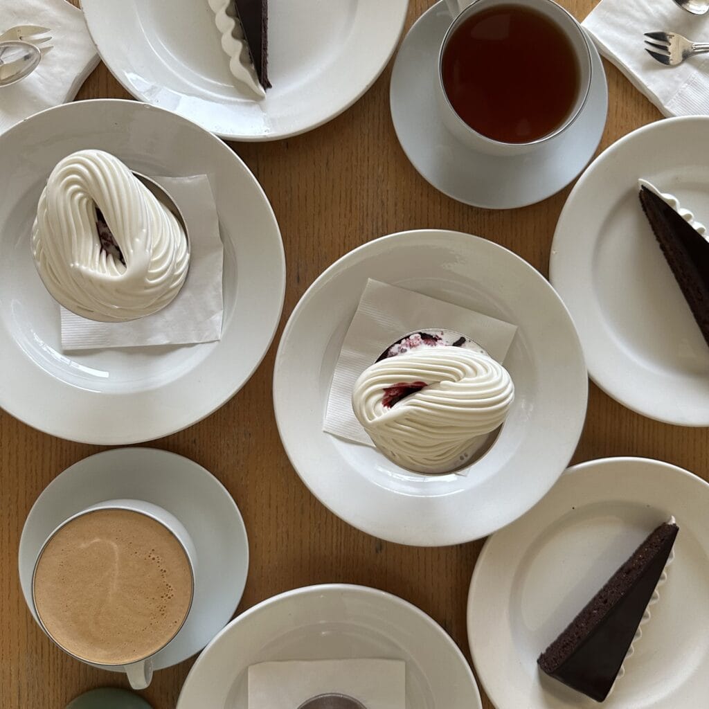 韓国のオシャレカフェ　MAA　アイスクリーム