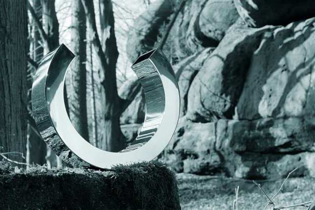 洗練されたドイツのデザインが空間を引き立てる。シンプル＆モダンな「PHILIPPI」の花器 (2025年7月28日) - エキサイトニュース