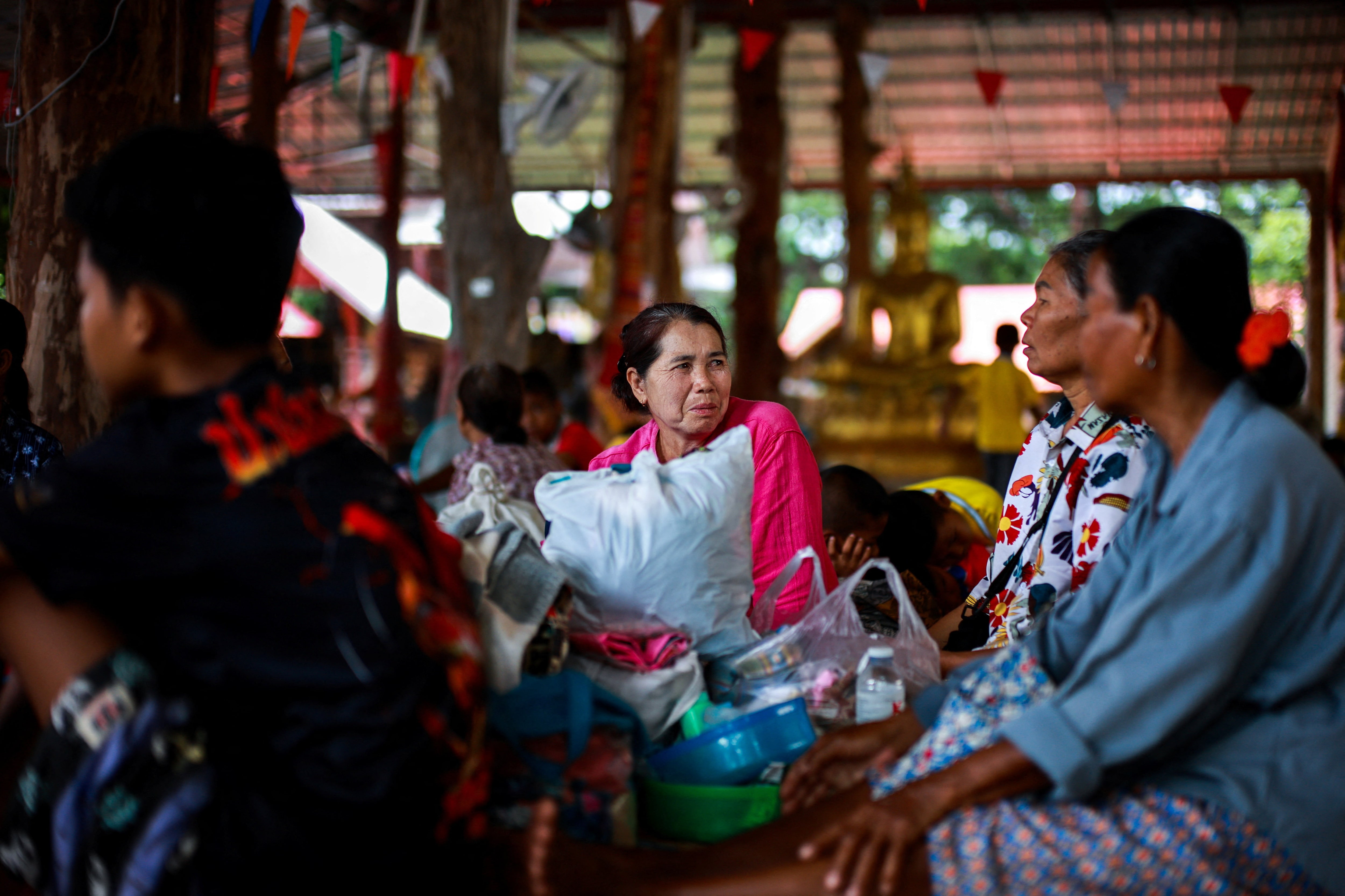 タイとカンボジア、停戦協議の即時開催に合意　トランプ氏が発表