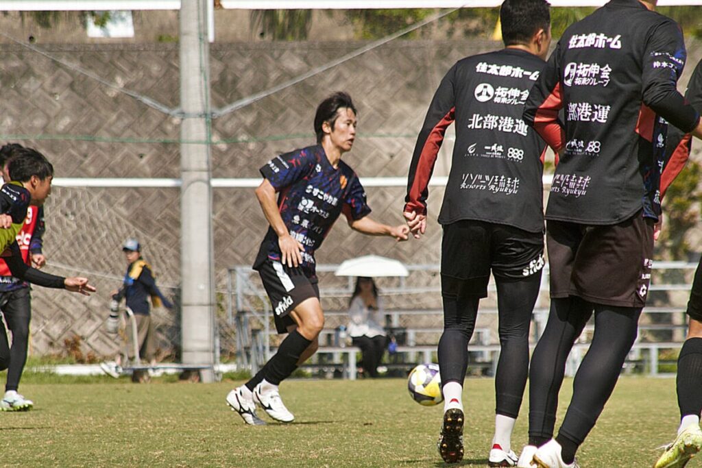 恩師との再会に誓う成長。神谷凱士が貫く不屈の心 : RYUKYU SOCCER PRESS