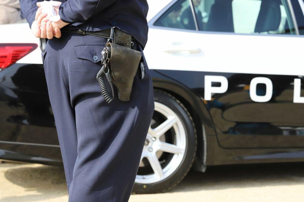 相次ぐ警察官の不祥事、「警察が劣化している」は本当か？なり手不足に待遇改善で110番してもなかなか来ない時代に【昔から警察官による犯行はあった】