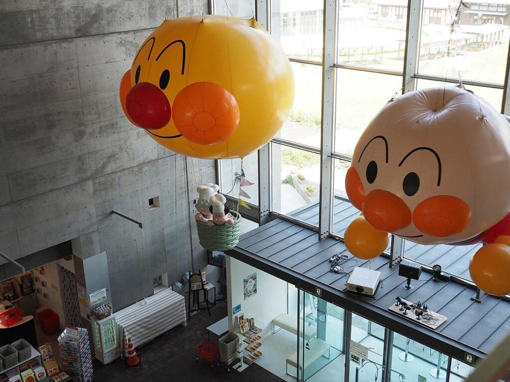 「子どもだから分からなくていい」は間違いだ――やなせたかしが貫いた美術館のあり方