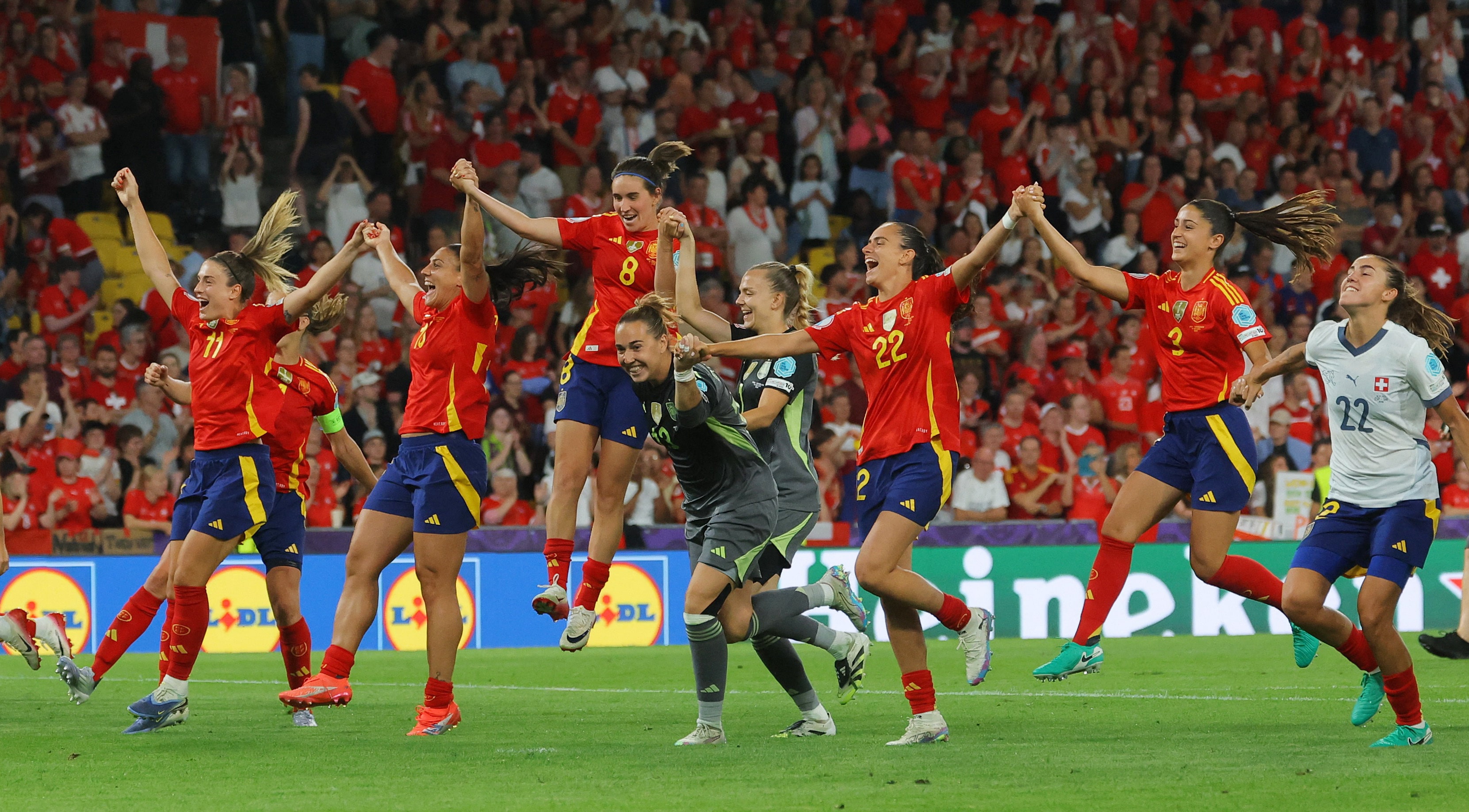 サッカー＝女子欧州選手権、スペインがＰＫ２本外すも準決勝進出