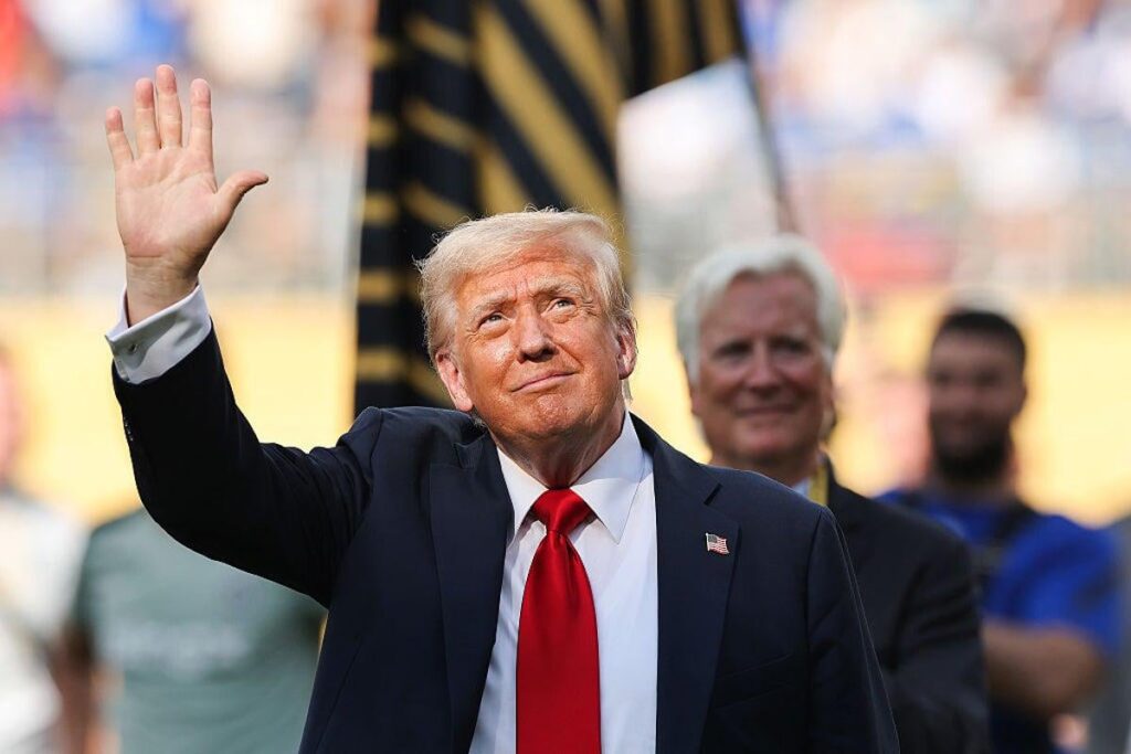 ドナルド・トランプはアメリカの土壌でのクラブワールドカップ決勝でブーイングでシャワーを浴びました