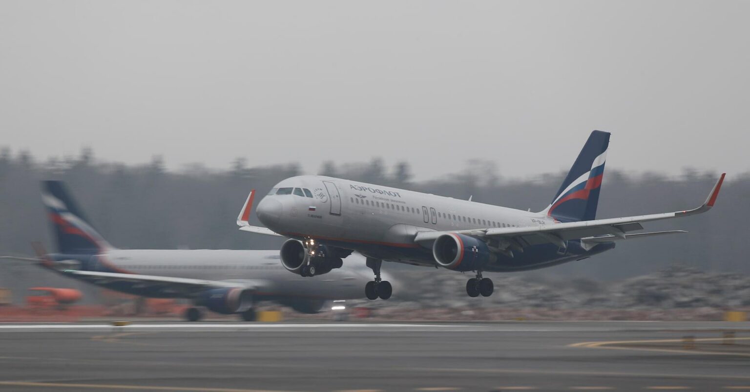 ロシアの航空フロットは失敗に苦しんでいる、とハッカーは責任を主張している