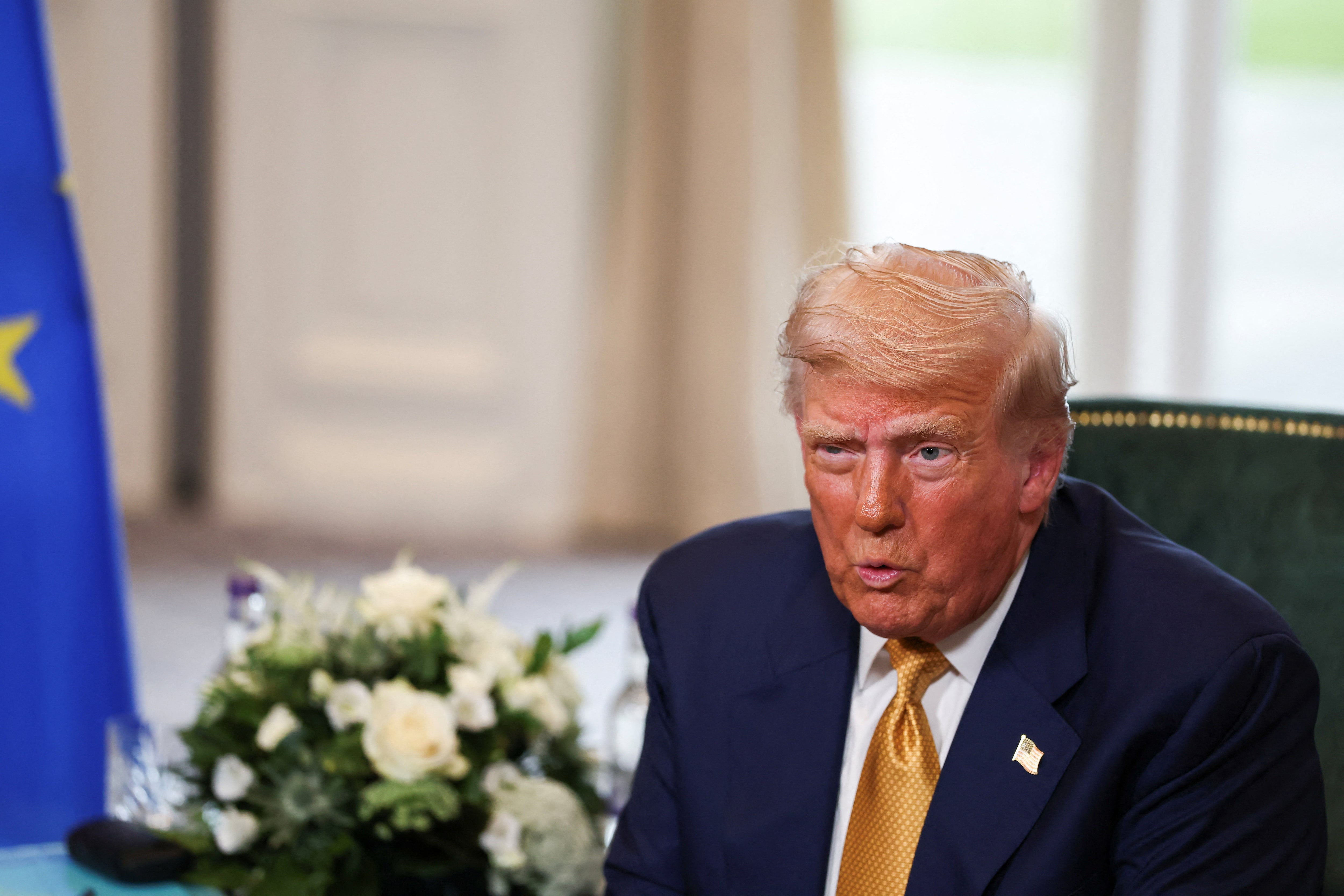 トランプ氏、ロシア制裁期限を10─12日に短縮　プーチン氏に「失望」