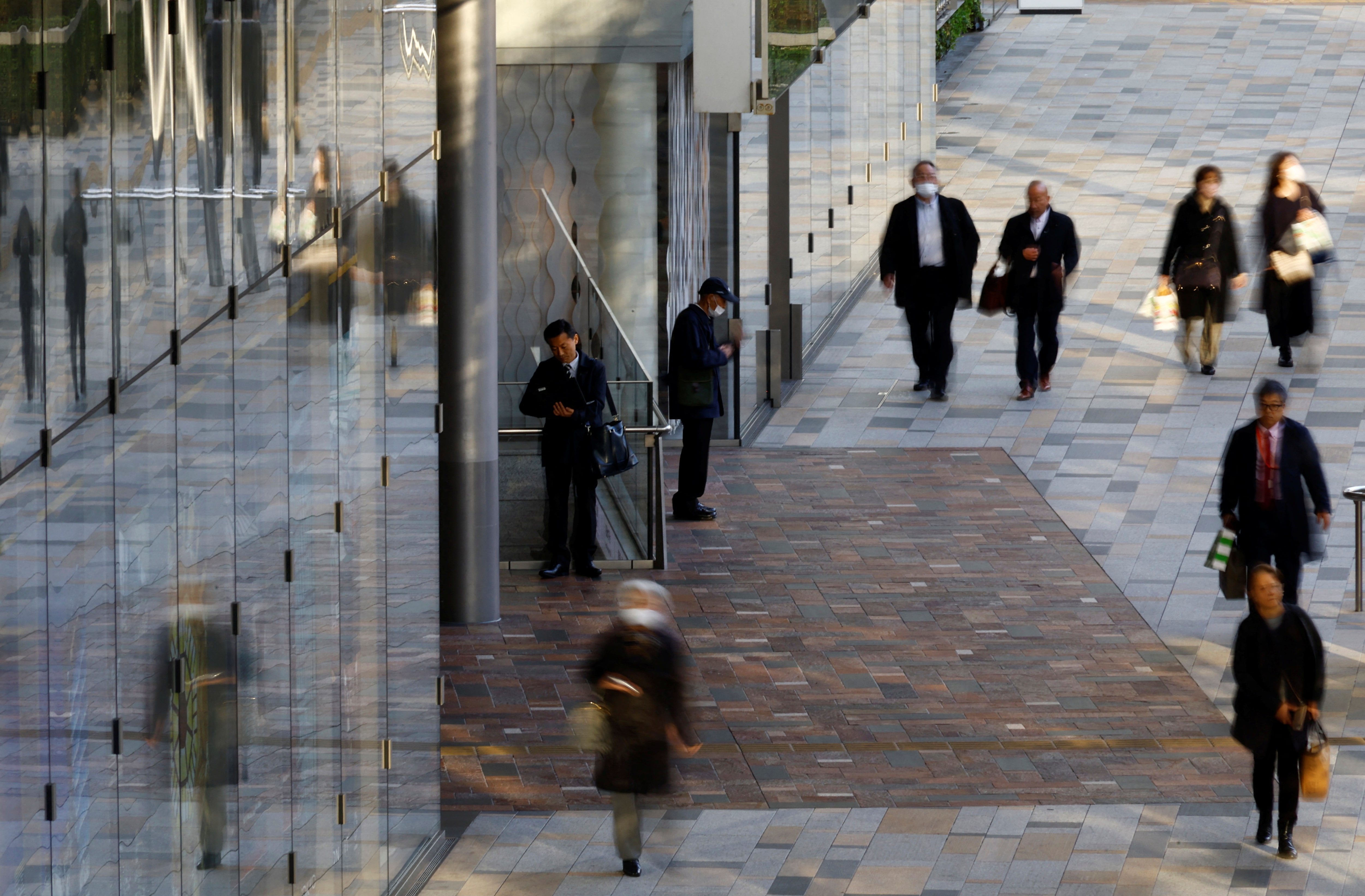 5月改定景気動向指数、一致は前月比横ばい　判断を速報時から上方修正＝内閣府