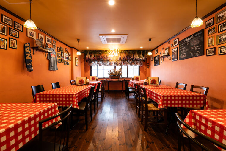 大人数での利用が可能な2階席