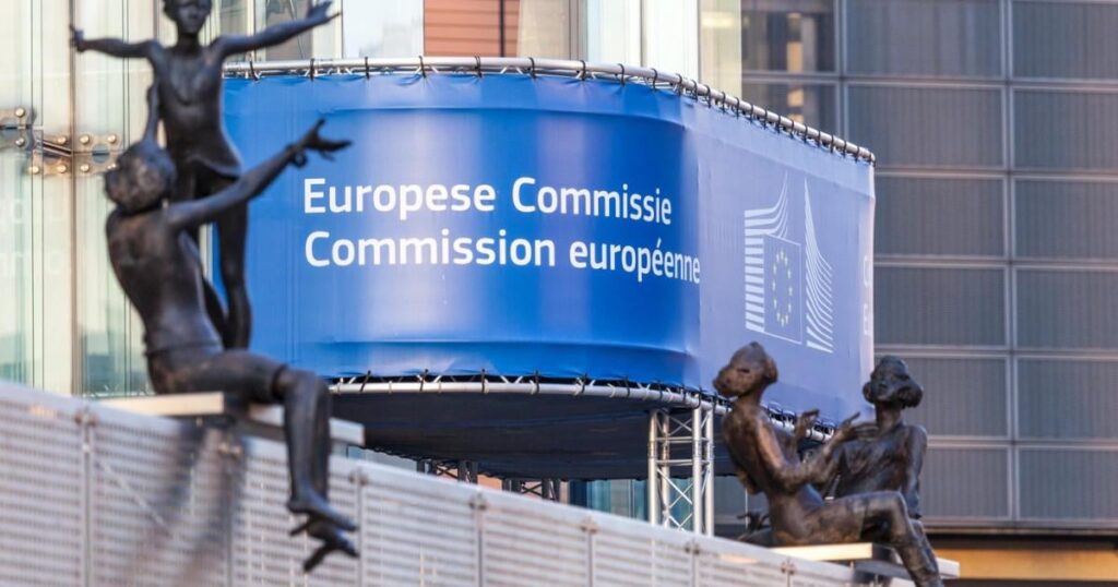 欧州委員会は、ルーマニアにVATレートの法律を調整するよう求めます