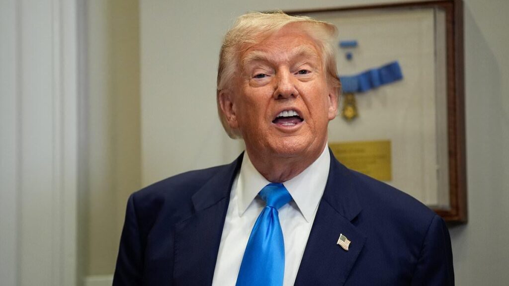トランプは、パレスチナ国家を認識することを誓約した後、カナダに対して脅威を与えます