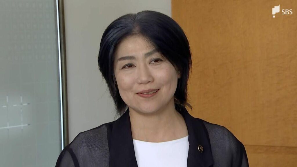 のーもららーくんだけ卒業できなかったから、かわりにオレたちで卒業証書を作ってやったぜ、あはは～〜。みたいなノリだったか？ 「田久保だけ卒業できないのはかわいそうなので、卒業証書をお遊びで作ってあげた」という内容の告発文が伊東市の中島弘道議長のもとに届く