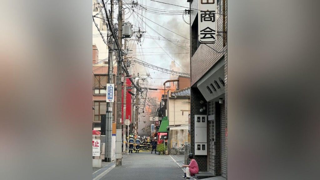 大阪・阪急十三駅前の居酒屋で火事、店舗１０軒焼く…男性店員が逃げる際に軽傷