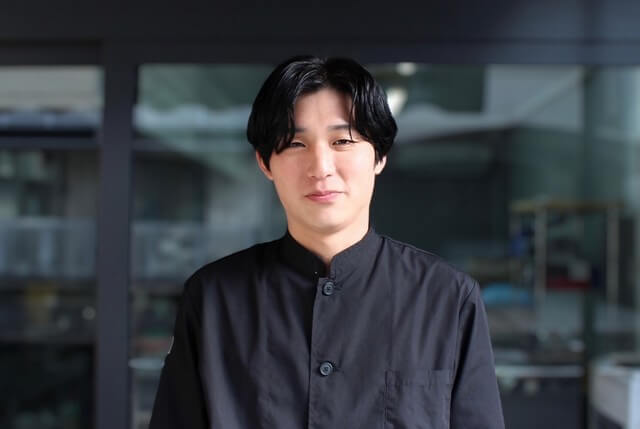 岡村拓弥　amelaterie croissant＆coffee（アメラトリー クロワッサン＆コーヒー）広島のパティシエ