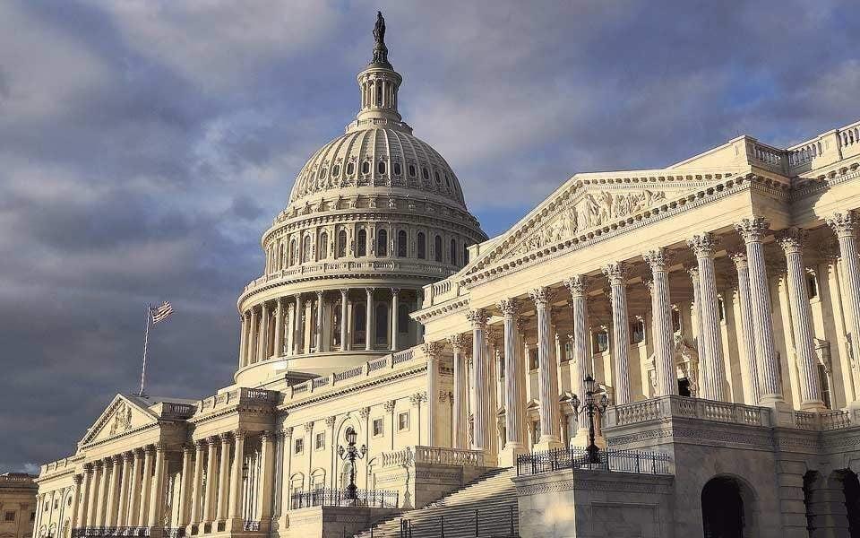 米国の議員は、トルコの拡張主義と戦うためにキプロス武器禁輸免除の5年間の延長を求める法律を導入しています
