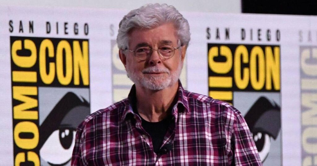 ジョージ・ルーカスは、最初はcomic-conの出演でスタンディングオベーションで祝いました