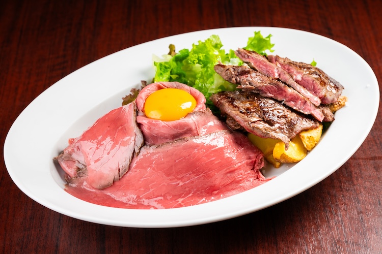 『ローストビーフ丼＆国産牛ステーキ』（2,508円）