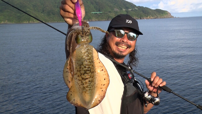 【THEフィッシング】エキスパートが見せる攻略術! 鹿児島ランガンエギング/7月5日(土)放送 | 鹿児島・九州プレスリリース | 生活情報 | くらし 【THEフィッシング】エキスパートが見せる攻略術! 鹿児島ランガンエギング/7月5日(土)放送 | 鹿児島・九州プレスリリース | 生活情報 | くらし