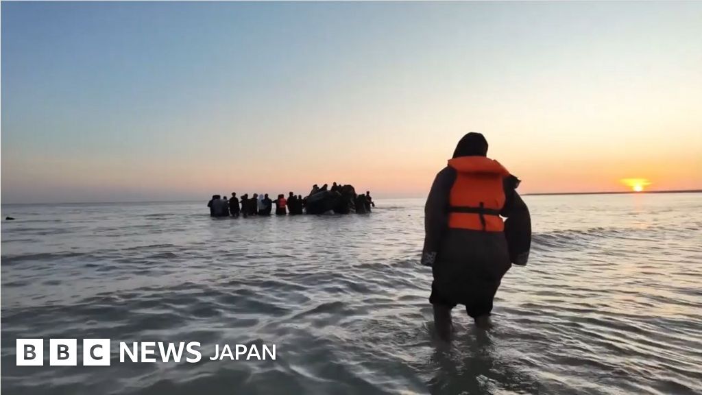 なぜ人々は海峡をわたってイギリスを目指すのか - BBCニュース