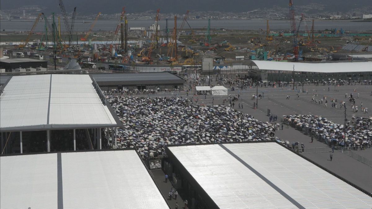 【速報】17日（木）一般来場者は約9万1000人　暑さはマシでも朝から強い雨で天気は荒れ模様　