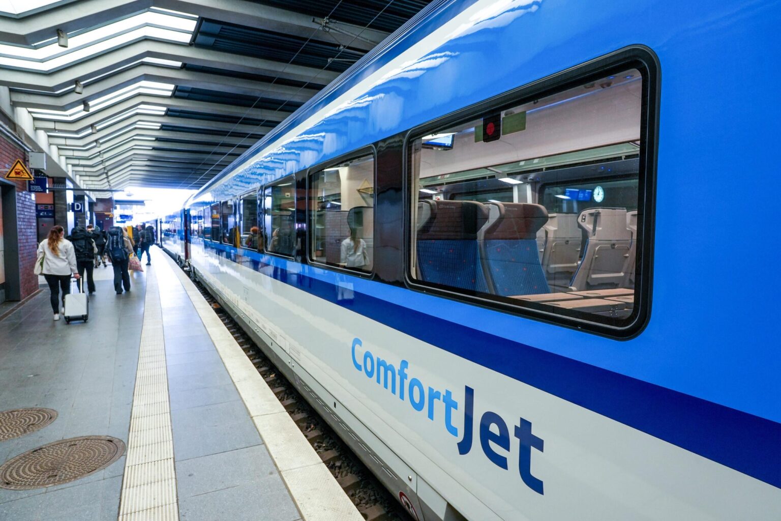 プラハ、ベルリン、コペンハーゲンを接続するための新しい国境を越えた鉄道リンク [11 timer fra KBH til Prag]